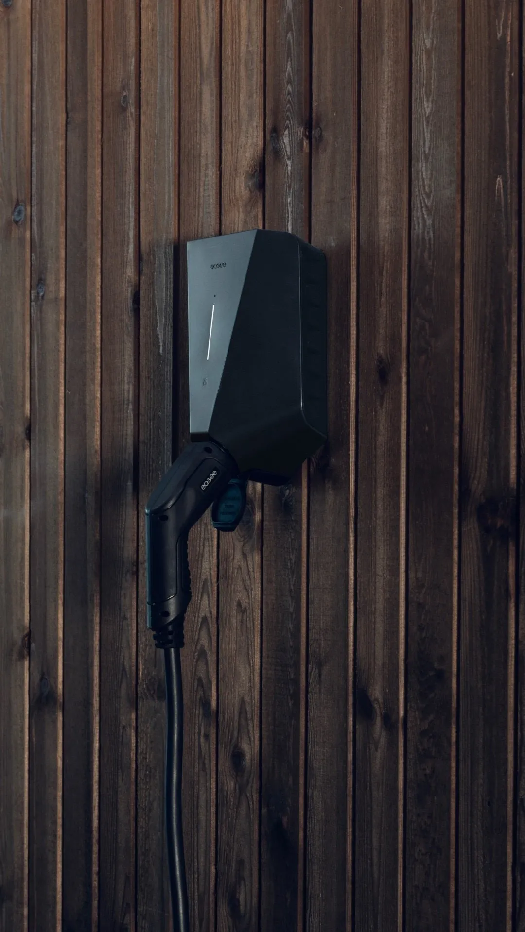 Easee Charge Up 22 kW Wallbox - 2