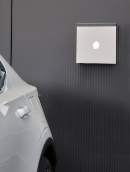 Status LEDs Smappee EV Wall Wallbox weiß